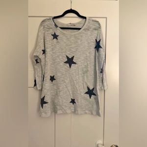 Boutique top, size large